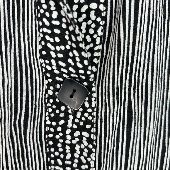 Habitat Tunic Top Size L‎ Textured Gray Artsy Minimalist Lagenlook Relaxed NWOT - Picture 5 of 14